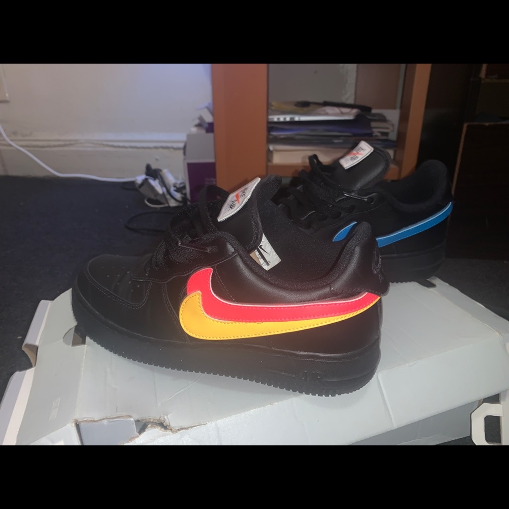 Black Air Force 1 Swoosh Pack - Slightly worn